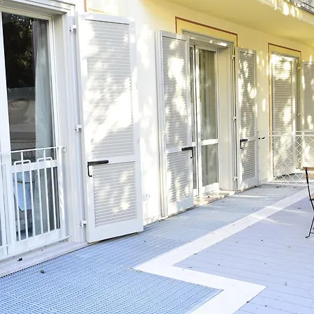 Borgo Guelfo V Apartment *